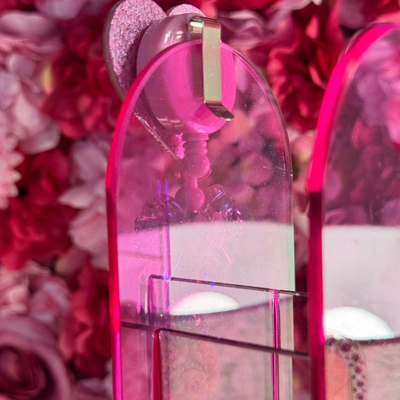 🎀 FASHION BEADED BADGE REEL WITH PEN 🎀 - Picture 4 of 4